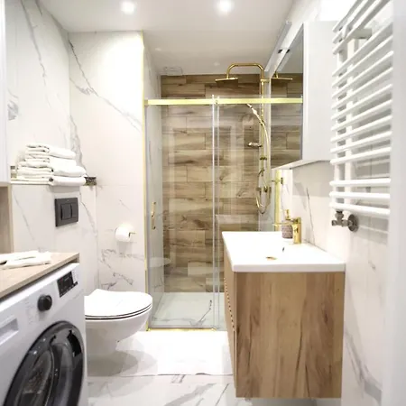 Exclusive Apartamenty Lotnicza , Parking Faktvat Kielce Exterior photo