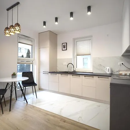 Exclusive Apartamenty Lotnicza , Parking Faktvat Kielce Exterior photo