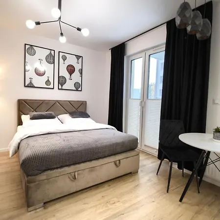 Exclusive Apartamenty Lotnicza , Parking Faktvat Kielce Exterior photo
