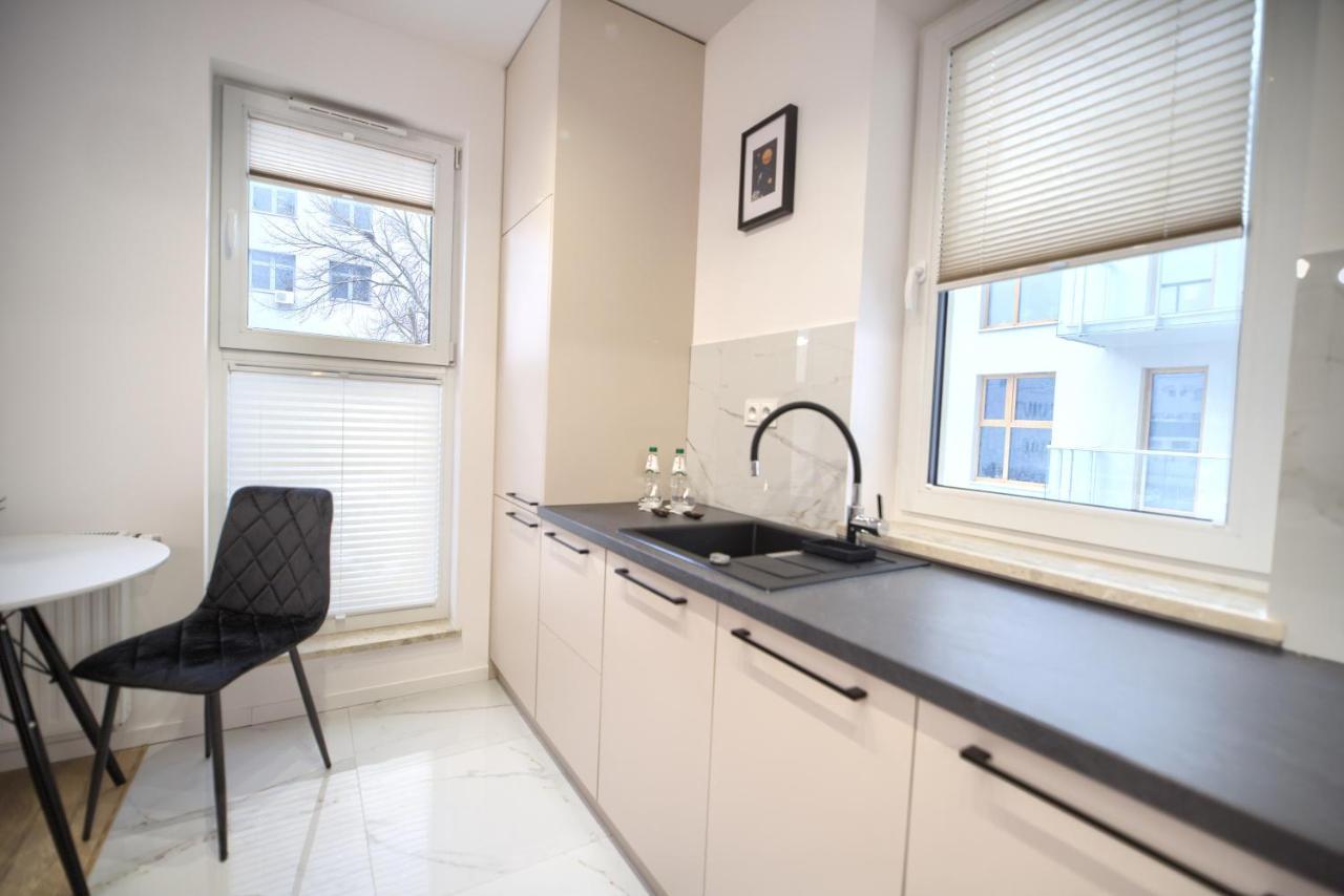 Apartment Exclusive Lotnicza , Parking Faktvat