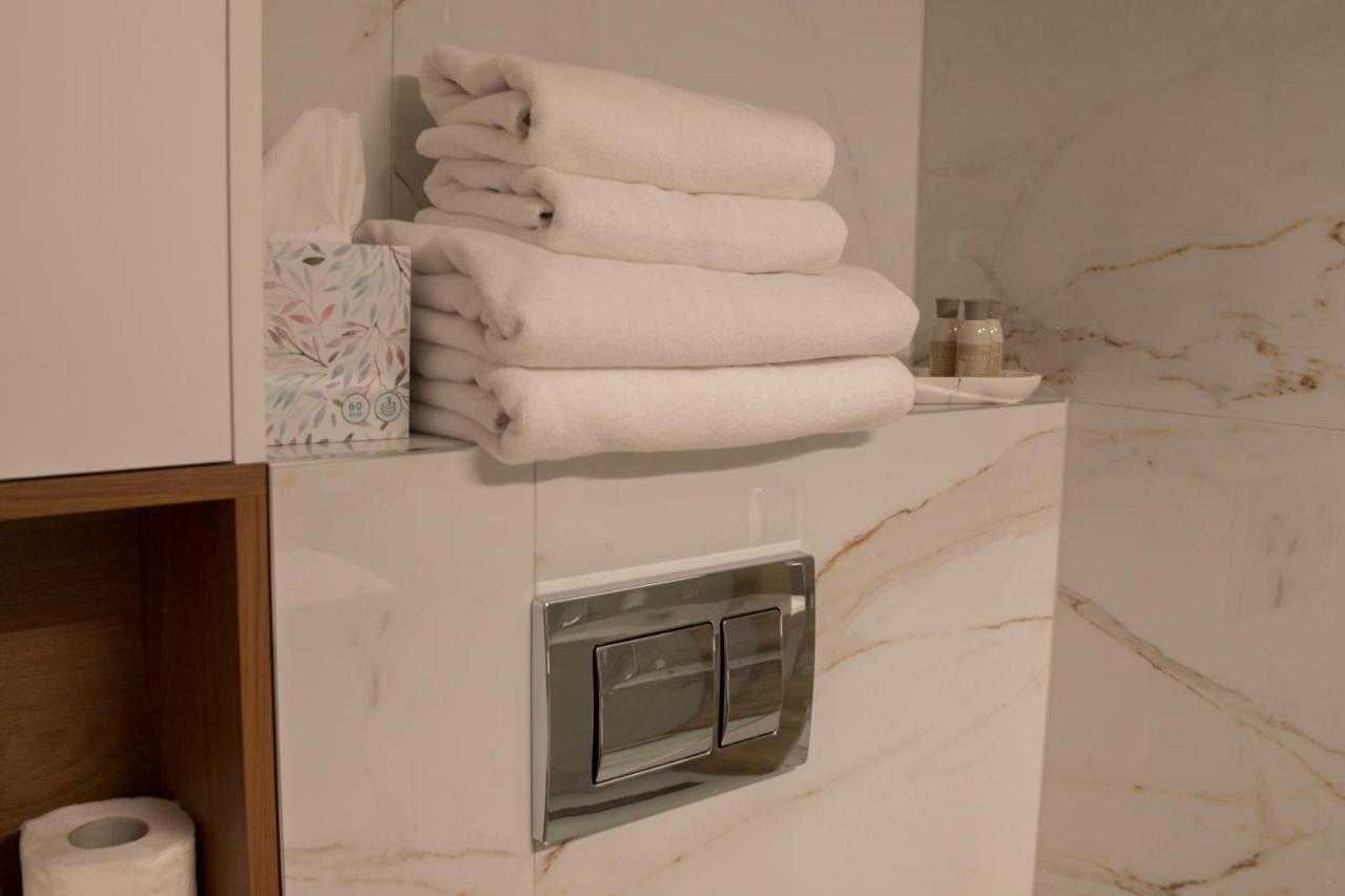 Exclusive Lotnicza , Parking Faktvat Apartment Kielce